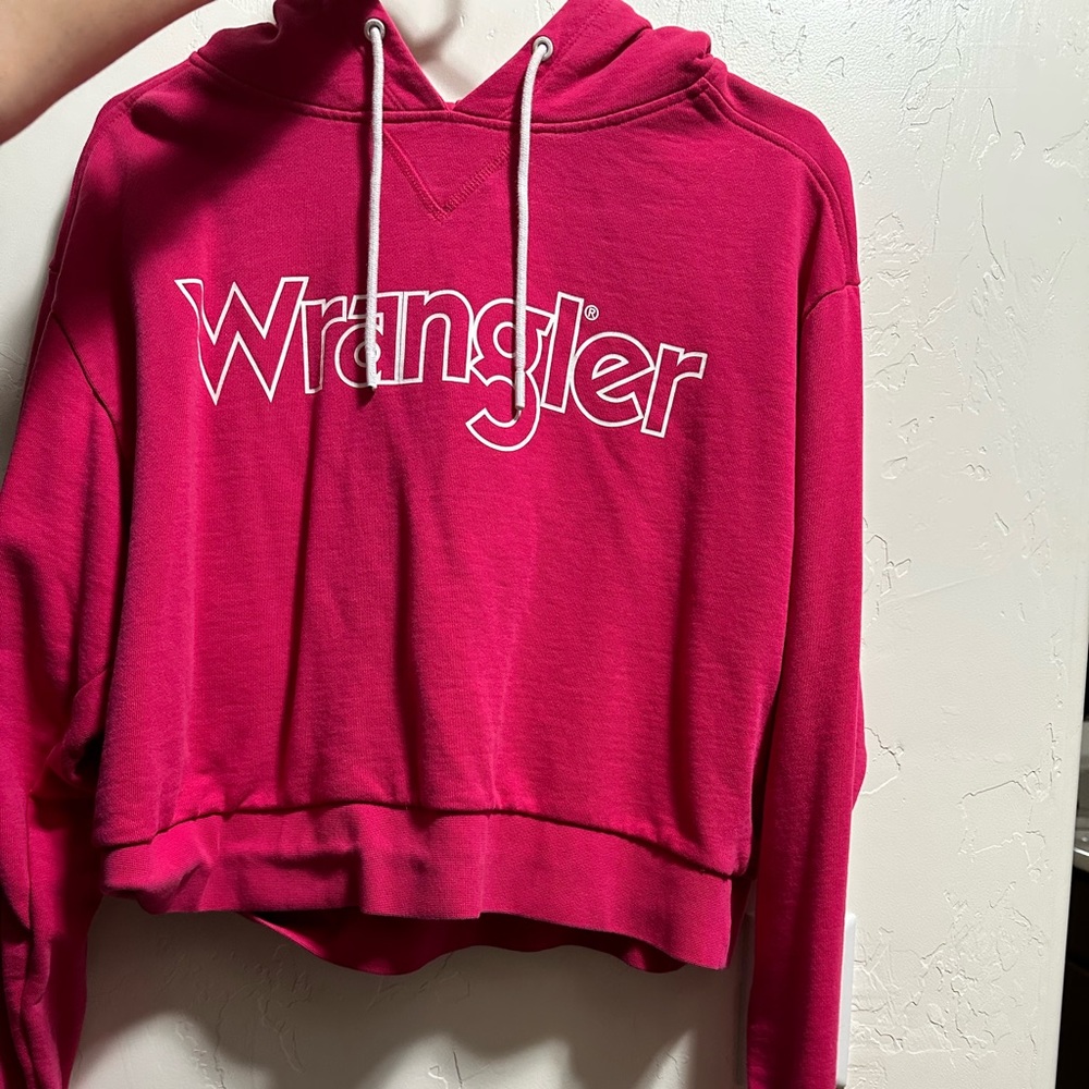 Wrangler women’s small pink hoodie crop